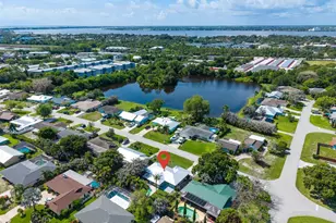 687 NE Maranta Terrado, Jensen Beach, FL 34957 - Photo 33