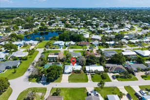 687 NE Maranta Terrado, Jensen Beach, FL 34957 - Photo 3