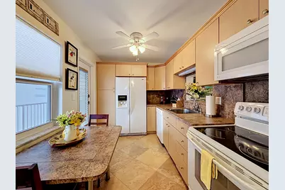 4270 NW 40th Street #401, Lauderdale Lakes, FL 33319 - Photo 11