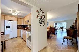 4270 NW 40th St, Lauderdale Lakes, FL 33319 - Photo 11