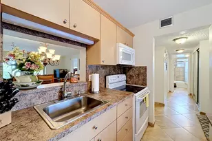 4270 NW 40th St, Lauderdale Lakes, FL 33319 - Photo 17