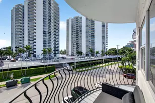 3250 NE 28th St, Fort Lauderdale, FL 33308 - Photo 29