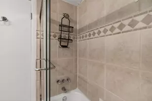3250 NE 28th St, Fort Lauderdale, FL 33308 - Photo 37