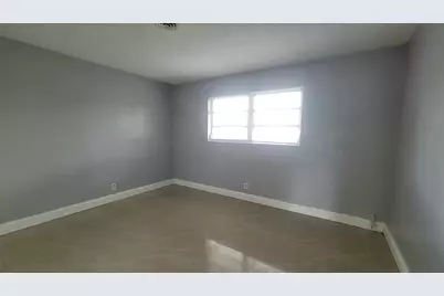 1821 NE 56th Street #4, Fort Lauderdale, FL 33308 - Photo 9