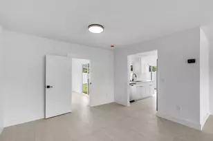 22171 SW 62nd Ave, Boca Raton, FL 33428 - Photo 5