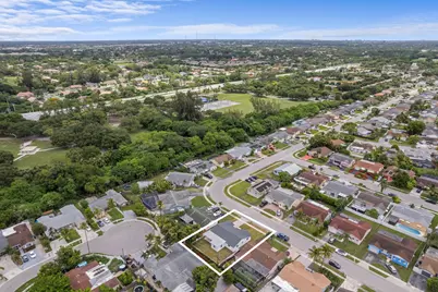 22171 SW 62nd Avenue, Boca Raton, FL 33428 - Photo 3