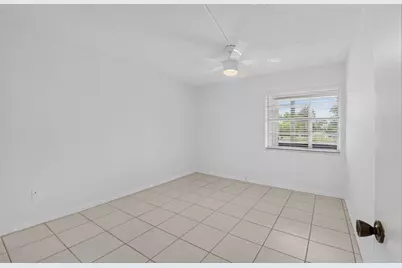 200 Normandy E #200, Delray Beach, FL 33484 - Photo 11