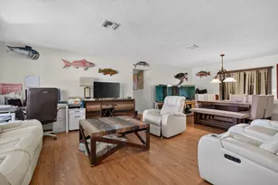 7501 NW 6th St, Plantation, FL 33317 - Photo 13