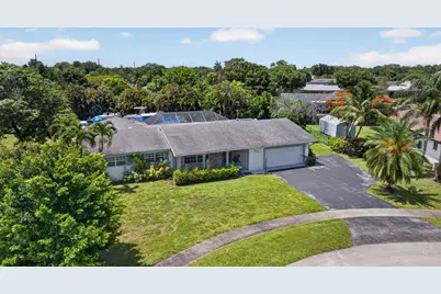 7501 NW 6th Street, Plantation, FL 33317 - Photo 7