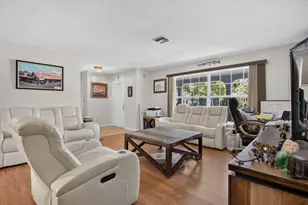 7501 NW 6th St, Plantation, FL 33317 - Photo 15