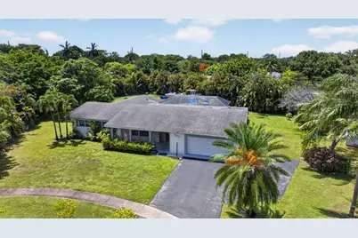7501 NW 6th Street, Plantation, FL 33317 - Photo 5