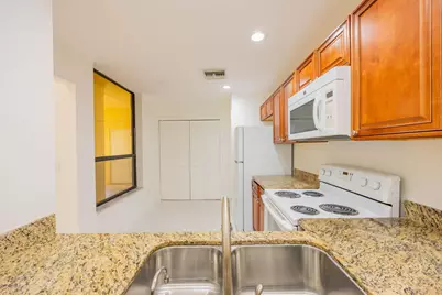 7520 La Paz Boulevard #104, Boca Raton, FL 33433 - Photo 29