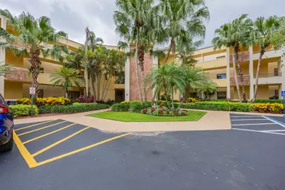 7520 La Paz Boulevard #104, Boca Raton, FL 33433 - Photo 7