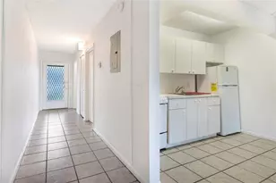1400 SW 124th Terrace, Pembroke Pines, FL 33027 - Photo 11
