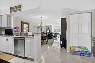 5906 Crystal Shores Dr, Boynton Beach, FL 33437 - Photo 9
