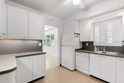 1725 N Lakeside Drive, Lake Worth Beach, FL 33460 - Photo 23