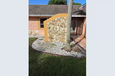 7035 NW 49th Place, Lauderhill, FL 33319 - Photo 3