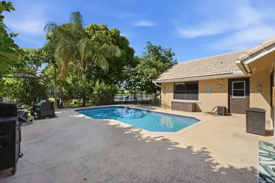 9577 Majestic Way, Boynton Beach, FL 33437 - Photo 29