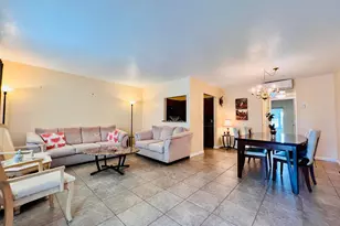142 Cambridge F, West Palm Beach, FL 33417 - Photo 1