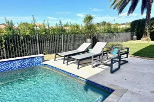 107 Via Escobar Pl, Palm Beach Gardens, FL 33418 - Photo 9
