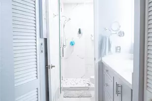 1102 SW 158th Ave, Pembroke Pines, FL 33027 - Photo 11