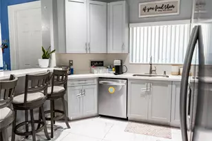 1102 SW 158th Ave, Pembroke Pines, FL 33027 - Photo 7