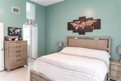 1102 SW 158th Avenue, Pembroke Pines, FL 33027 - Photo 11