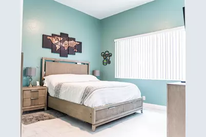 1102 SW 158th Avenue, Pembroke Pines, FL 33027 - Photo 9