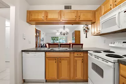 1105 Bahama Bend #B1, Coconut Creek, FL 33066 - Photo 5