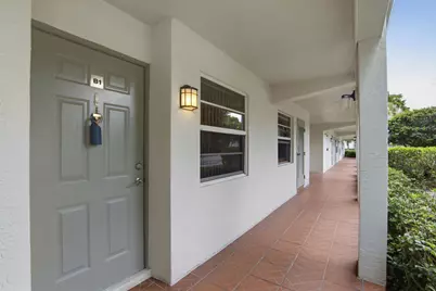 1105 Bahama Bend #B1, Coconut Creek, FL 33066 - Photo 3