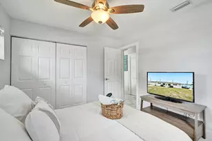 9446 Birmingham Dr, Palm Beach Gardens, FL 33410 - Photo 13