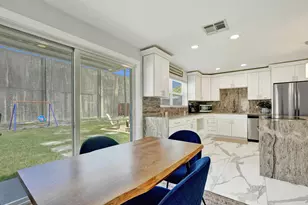 9446 Birmingham Dr, Palm Beach Gardens, FL 33410 - Photo 9