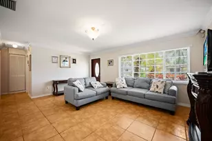 1035 SW 100th Ct, Miami, FL 33174 - Photo 3