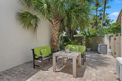 352 Wood Dale Drive, Wellington, FL 33414 - Photo 17