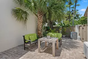 352 Wood Dale Dr, Wellington, FL 33414 - Photo 17