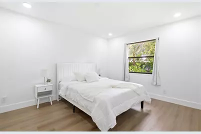 8899 NW 47th Drive, Coral Springs, FL 33067 - Photo 21