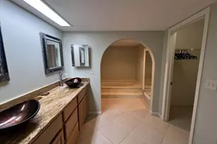 1639 Embassy Dr, West Palm Beach, FL 33401 - Photo 15