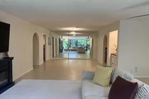 1639 Embassy Dr, West Palm Beach, FL 33401 - Photo 5