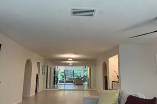 1639 Embassy Dr, West Palm Beach, FL 33401 - Photo 3