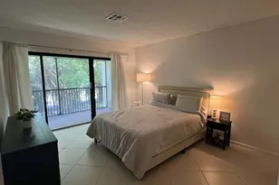1639 Embassy Dr, West Palm Beach, FL 33401 - Photo 7