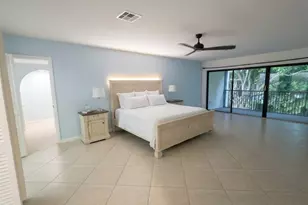 1639 Embassy Dr, West Palm Beach, FL 33401 - Photo 3
