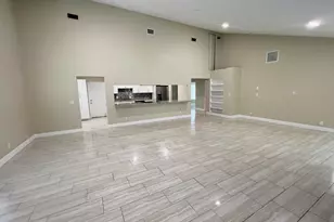 4811 N 122nd Dr Dr N, The Acreage, FL 33411 - Photo 17