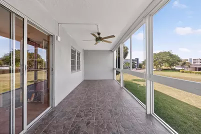 2002 Berkshire #2002, Deerfield Beach, FL 33442 - Photo 23
