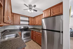 2002 Berkshire A, Deerfield Beach, FL 33442 - Photo 9