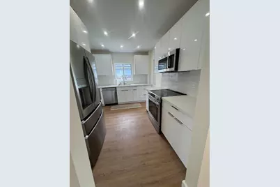 725 NE 160th Terrace, Miami, FL 33162 - Photo 9