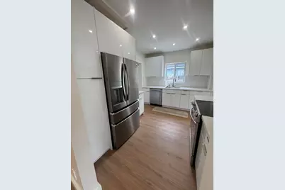 725 NE 160th Terrace, Miami, FL 33162 - Photo 7