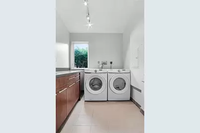 551 NE 53rd Street, Miami, FL 33137 - Photo 17