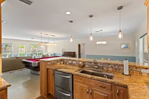4240 NE 19th Ave, Oakland Park, FL 33308 - Photo 11