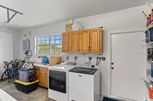 4240 NE 19th Ave, Oakland Park, FL 33308 - Photo 41