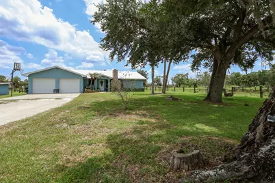860 NW 141st Street, Okeechobee, FL 34972 - Photo 1